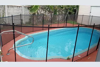 6645 Franklin St, Hollywood, FL 33024 - Photo 3