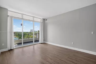 3232 SW 22nd Ter #601, Miami, FL 33145 - Photo 17