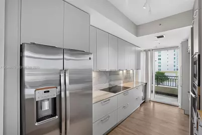 3232 SW 22nd Ter #601, Miami, FL 33145 - Photo 5