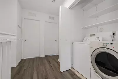 2123 SW 87th Ter, Miramar, FL 33025 - Photo 25