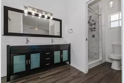 2123 SW 87th Ter, Miramar, FL 33025 - Photo 17