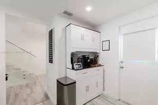 3745 NE 171st St, North Miami Beach, FL 33160 - Photo 7