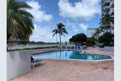 5700 Collins Ave #12N, Miami Beach, FL 33140 - Photo 27