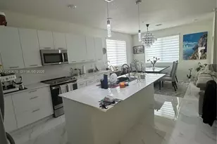 8001 NW 41st St, Doral, FL 33166 - Photo 3