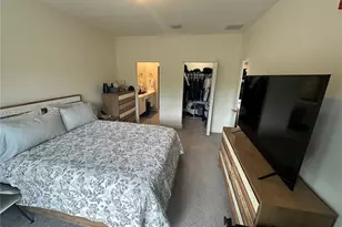 8001 NW 41st St, Doral, FL 33166 - Photo 11