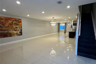 10421 NW 66th St, Doral, FL 33178 - Photo 5