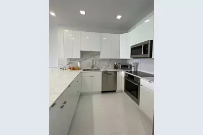 5701 Collins Ave #PH08, Miami Beach, FL 33140 - Photo 13