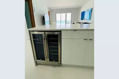 5701 Collins Ave #PH08, Miami Beach, FL 33140 - Photo 9