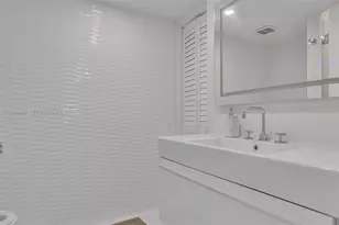 5701 Collins Ave, Miami Beach, FL 33140 - Photo 25