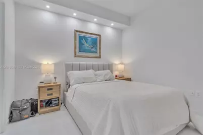 5701 Collins Ave #PH08, Miami Beach, FL 33140 - Photo 13