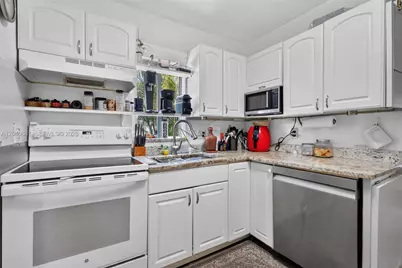 2315 Johnson St, Hollywood, FL 33020 - Photo 15