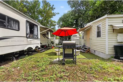 2315 Johnson St, Hollywood, FL 33020 - Photo 37