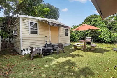 2315 Johnson St, Hollywood, FL 33020 - Photo 39