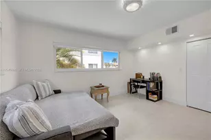 462 Golden Isles Dr, Hallandale Beach, FL 33009 - Photo 11