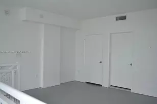 253 NE 2nd St, Miami, FL 33132 - Photo 35