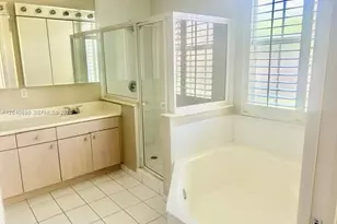 9118 SW 161st Terrace, Palmetto Bay, FL 33157 - Photo 7