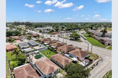 18815 NW 37th Ave, Miami Gardens, FL 33056 - Photo 25