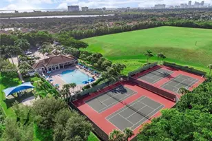 1125 Butternut Ln, Hollywood, FL 33019 - Photo 29
