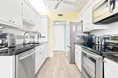 4350 Hillcrest Dr #611, Hollywood, FL 33021 - Photo 13