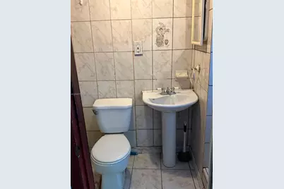 12600 Country Club Ln, Miami, FL 33167 - Photo 9