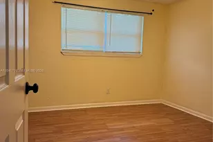 9410 Gilchrist Ct, Jacksonville, FL 32219 - Photo 9