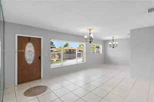 491 W 35th Pl, Hialeah, FL 33012 - Photo 3