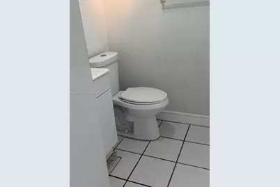 1990 Marseille Dr #303, Miami Beach, FL 33141 - Photo 15