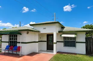 141 SW 2nd St, Deerfield Beach, FL 33441 - Photo 1
