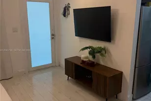 344 Meridian Ave, Miami Beach, FL 33139 - Photo 3