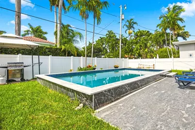 1222 Hollywood Blvd #., Hollywood, FL 33019 - Photo 21