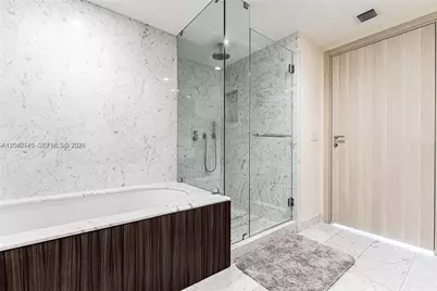 1000 Brickell Plz #4906, Miami, FL 33131 - Photo 11