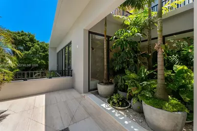 165 Hampton Ln, Key Biscayne, FL 33149 - Photo 29