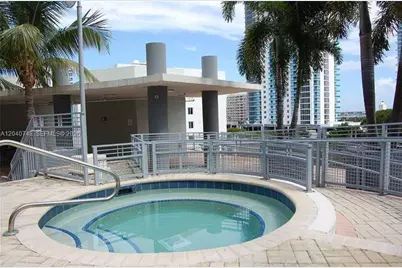 350 NE 24th St #1109, Miami, FL 33137 - Photo 3