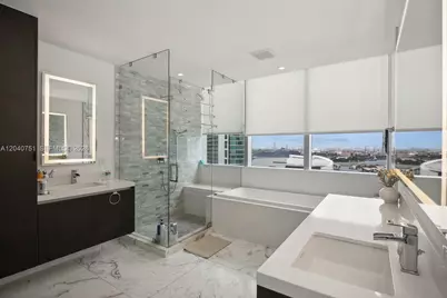 851 NE 1st Ave #1711, Miami, FL 33132 - Photo 5