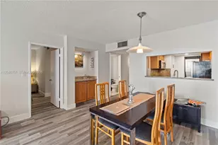 1717 N Bayshore Dr, Miami, FL 33132 - Photo 11