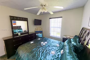 19251 NW 33rd Ave, Miami Gardens, FL 33056 - Photo 9