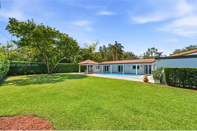 8240 SW 150 Dr, Palmetto Bay, FL 33158 - Photo 13