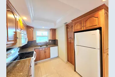 1400 NE 57th Ct #202, Fort Lauderdale, FL 33334 - Photo 9