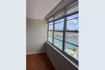 18051 Biscayne Blvd #1905, Aventura, FL 33160 - Photo 19