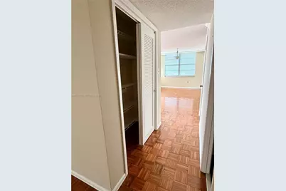 18051 Biscayne Blvd #1905, Aventura, FL 33160 - Photo 21