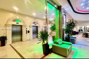 19201 Collins Ave, Sunny Isles Beach, FL 33160 - Photo 19