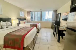 19201 Collins Ave, Sunny Isles Beach, FL 33160 - Photo 33