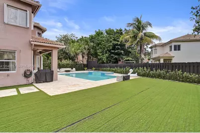 10762 NW 71st St, Doral, FL 33178 - Photo 53