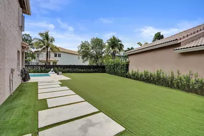 10762 NW 71st St, Doral, FL 33178 - Photo 55