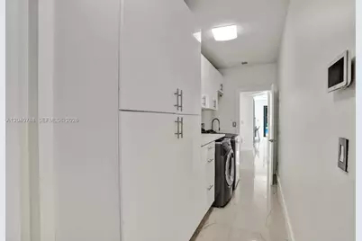 10762 NW 71st St, Doral, FL 33178 - Photo 39