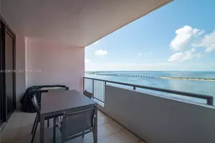 1581 Brickell Ave, Miami, FL 33129 - Photo 17