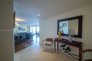 1581 Brickell Ave, Miami, FL 33129 - Photo 11
