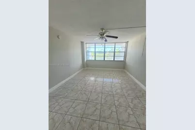 2025 NE 164th St #319, North Miami Beach, FL 33162 - Photo 3