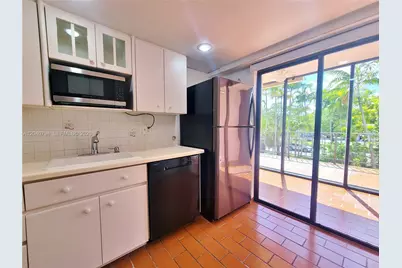 77 Crandon Blvd #2B, Key Biscayne, FL 33149 - Photo 13