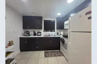 9375 Fontainebleau Blvd #L311, Miami, FL 33172 - Photo 3